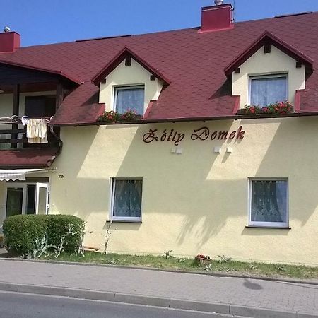 Zolty Domek Apartment Дзвиржино Екстериор снимка